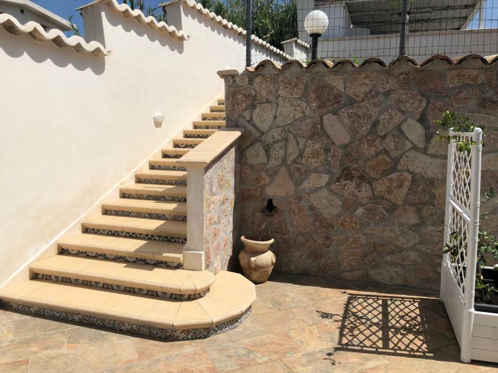 Cala Marina Holidays Villa ตรัปเปโต ภายนอก รูปภาพ
